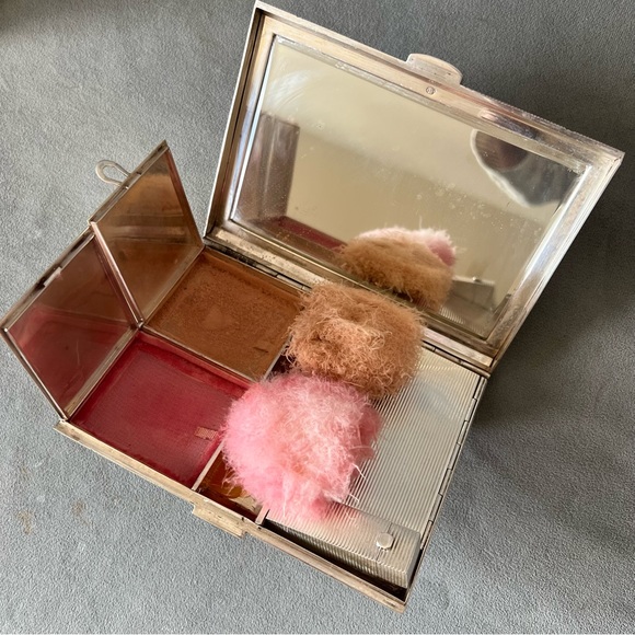 Vintage TIFFANY & CO. 925 Sterling Silver Makeup Kit 5.55x4.10x1.5” 580g - Picture 3 of 12